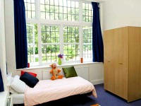 Spacious Single room at Writtle House
