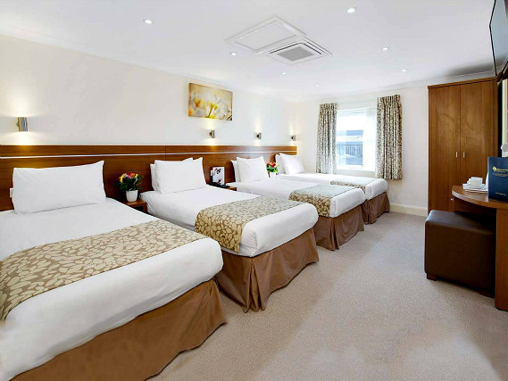 Quad rooms at Bayswater Inn are the ideal choice for groups of friends or families