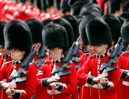 Buchen Sie ein Hotel in der Nähe von Trooping the Colour at Horse Guards Parade