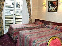 A typical triple room at Avon Hotel