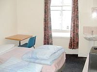 A Twin room at Central Hostel London