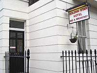 Golden Star Hotel in Victoria