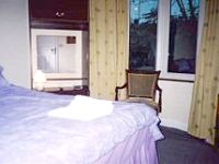 Ein Doppelzimmer im Heathrow House Bed and Breakfast London