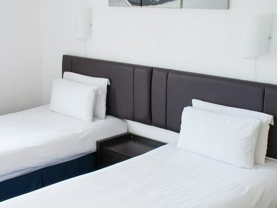 Habitación doble con camas separadas en Camden Lock Hotel