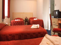 Habitación cuádruple en el hotel Lily A typical Four-bedded room