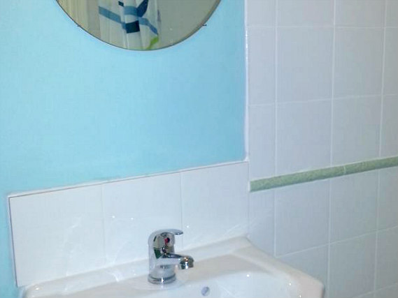 Le coin salle de bains de Excel Guest House London