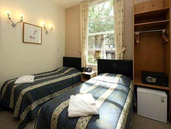 Une chambre avec lits jumeaux de St Joseph Hotel London