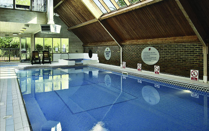 Swimmingpool at Copthorne Gatwick Hotel