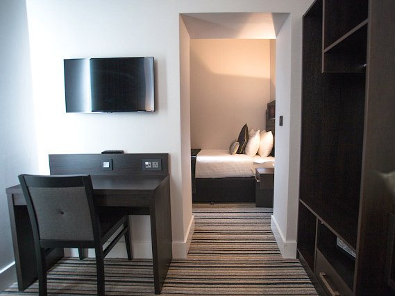 Une chambre à The W14 Hotel London