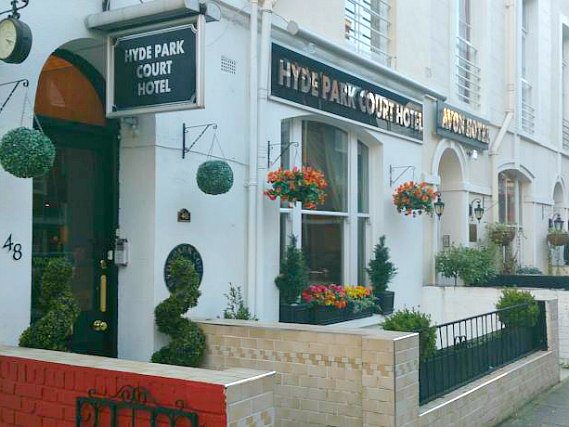 Hyde Park Court Hotel is situated in a prime location in Paddingtonclose to Edgware Road