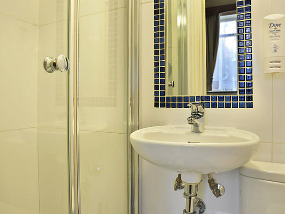 Bathrooms are stylish and modern at Jesmond Dene Hotel