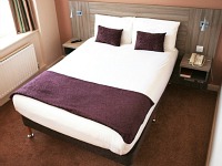 A Typical Double Room at Comfort Inn SW8