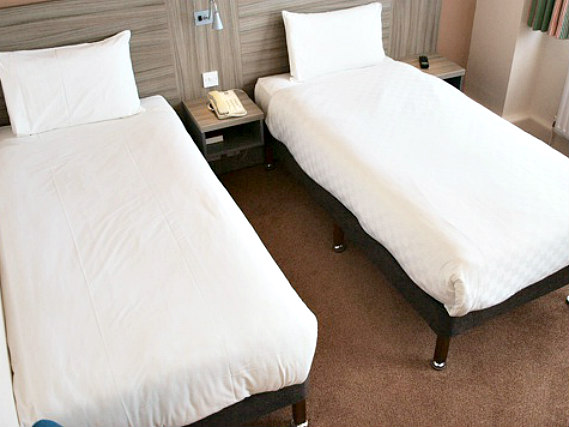 A twin room at Vauxhall Hotel is perfect for two guests