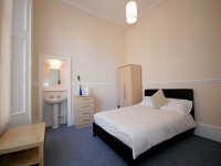 A Typical Double Ensuite Room at Onslow Guest House