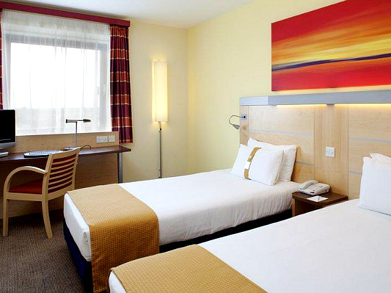 A twin room at Holiday Inn Express London Newbury Park is perfect for two guests