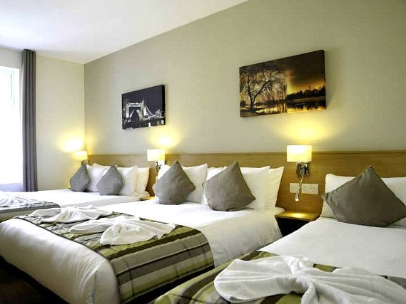 Family rooms at the Kings Cross Inn Hotel are great value for money allowing you to spend more exploring London