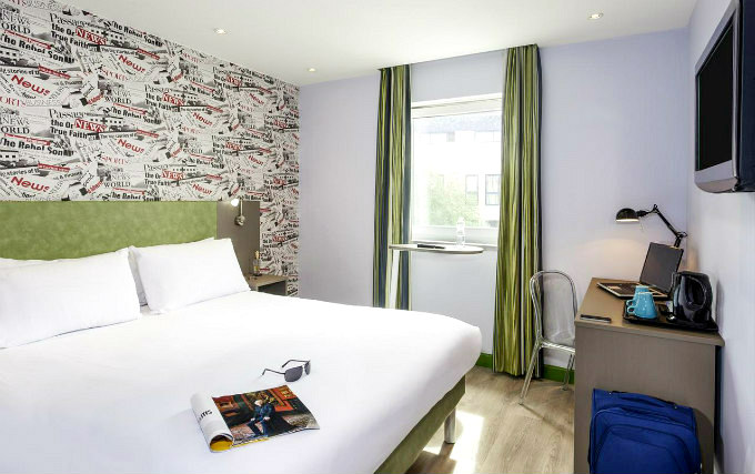 A comfortable double room at Ibis Styles London Leyton