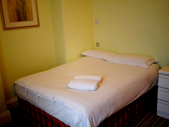 A double room at Aron Guest House is perfect for a couple