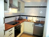 Pinaccle Serviced Apartments Kitchen