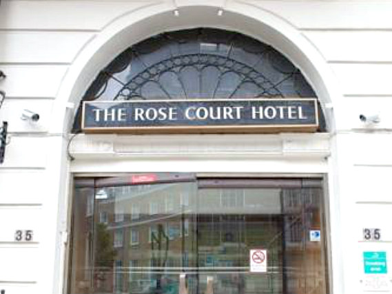 Rose Court Marble Arch is located close to Marble Arch