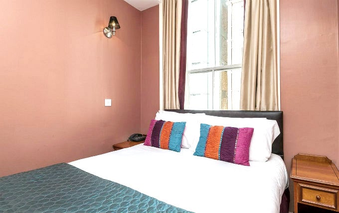 A double room at Crownwall Hotel