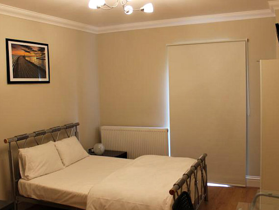 A typical room at London Apartments at Romford