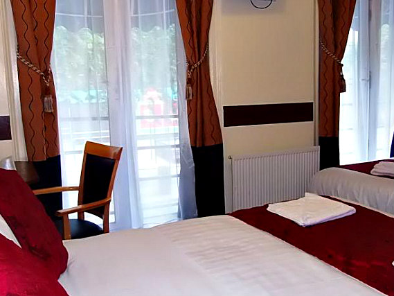 Triple rooms at Victoria Station Hotel are the ideal choice for groups of friends or families