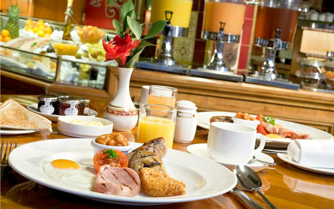 Enjoy a great breakfast at Danubius Hotel Regents Park