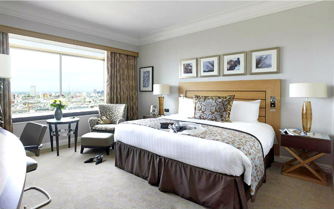 A comfortable double room at London Hilton