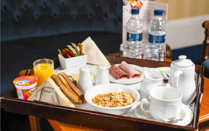 Enjoy a delicious Breakfast at Best Western Swiss Cottage Hotel