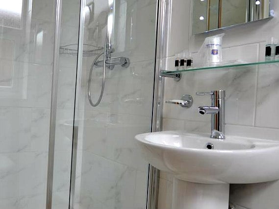 Bathrooms at Best Western Greater London Ilford are cleaned daily