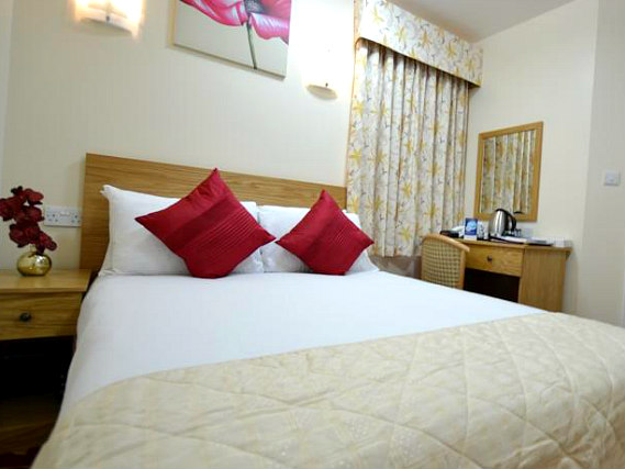 Get a good night's sleep in your comfortable room at Best Western Greater London Hotel