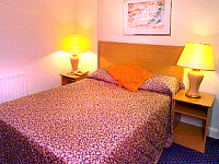 Twin room at Euro Lodge Clapham
