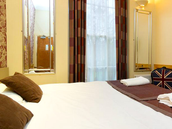 A typical double room at Excelsior Hotel
