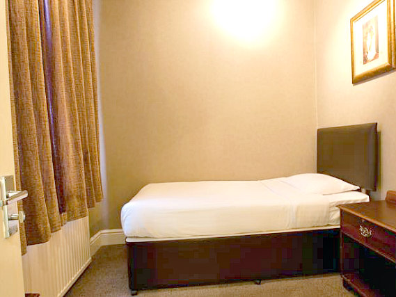Single rooms at Newham Hotel provide privacy