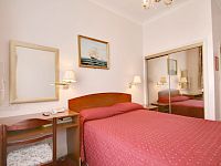 A Double room at St Georges Hotel B and B