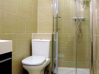 All bathrooms are kept clean daily En-suite bathroom at St Mark Hotel London