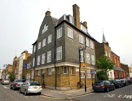Victoria School of English, London