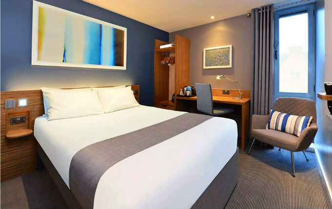 A comfortable double room at Travelodge London Docklands