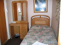 A twin room at Exhibiton Court Hotel 4