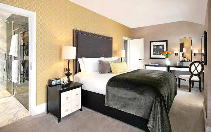 A double room at Flemings Mayfair Hotel