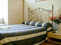 Blair Victoria Hotel room