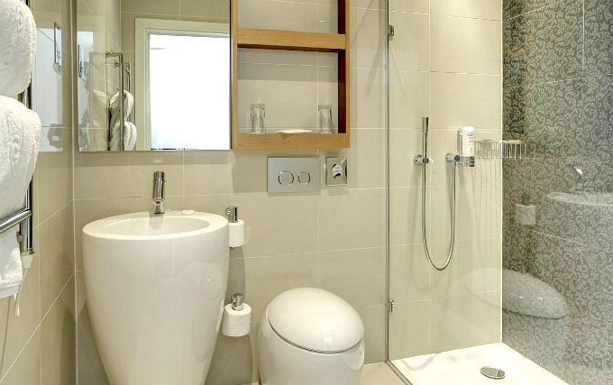 A typical bathroom at Ibis Styles London Gloucester Road