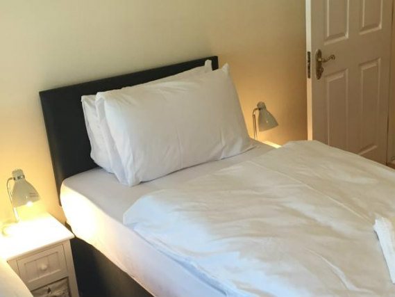Single rooms at Belgravia Rooms London provide privacy
