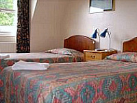 A Typical Twin Room at Sara Hotel London