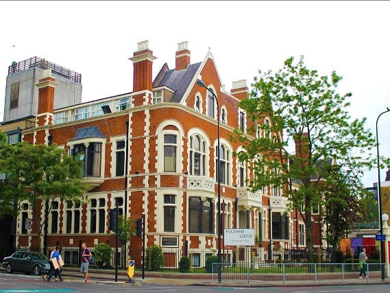 Best Western Peckham Hotel is located close to Oval Cricket Ground