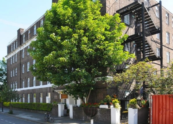 Abercorn House is situated in a prime location in Hammersmith