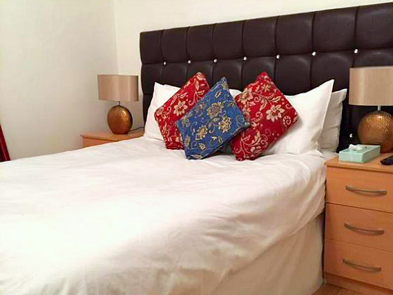 Double room at Metro London City Airport