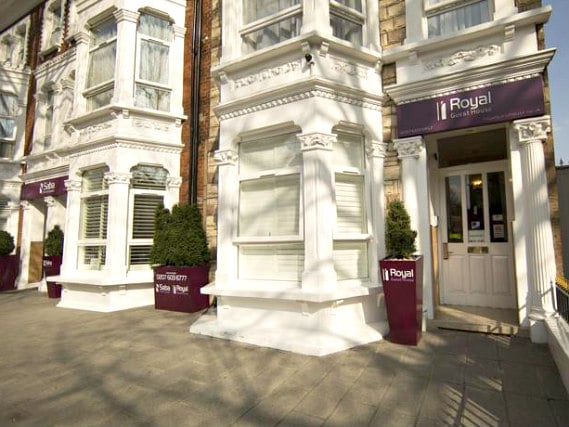 Royal Guest House is situated in a prime location in Shepherds Bush close to Bush Theatre