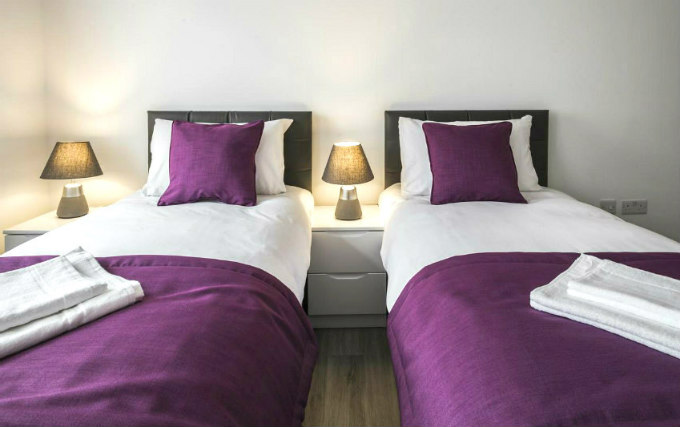 Twin room at Smart Stay Swiss Cottage